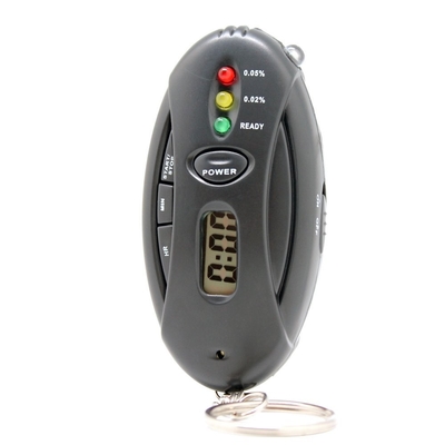 3 Tingkat Lampu Led Menunjukkan Penguji Alkohol Breathalyzer Dengan Timer Respon Cepat Untuk Keamanan Berkendara